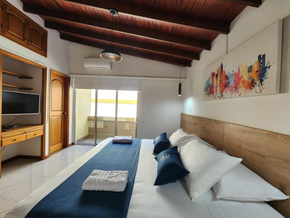 Hotel Boutique Deluxe Home Меделин Екстериор снимка