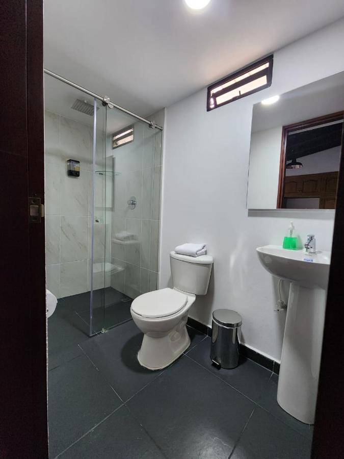 Hotel Boutique Deluxe Home Меделин Екстериор снимка