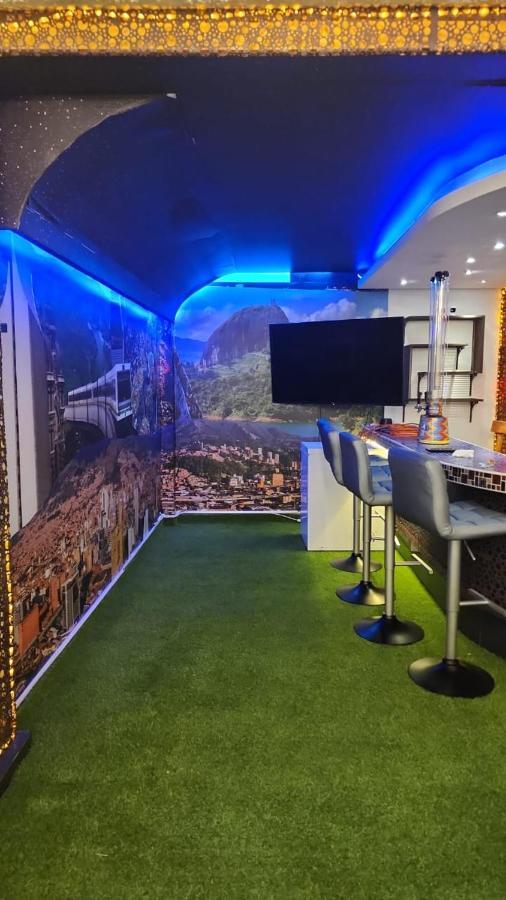 Hotel Boutique Deluxe Home Меделин Екстериор снимка