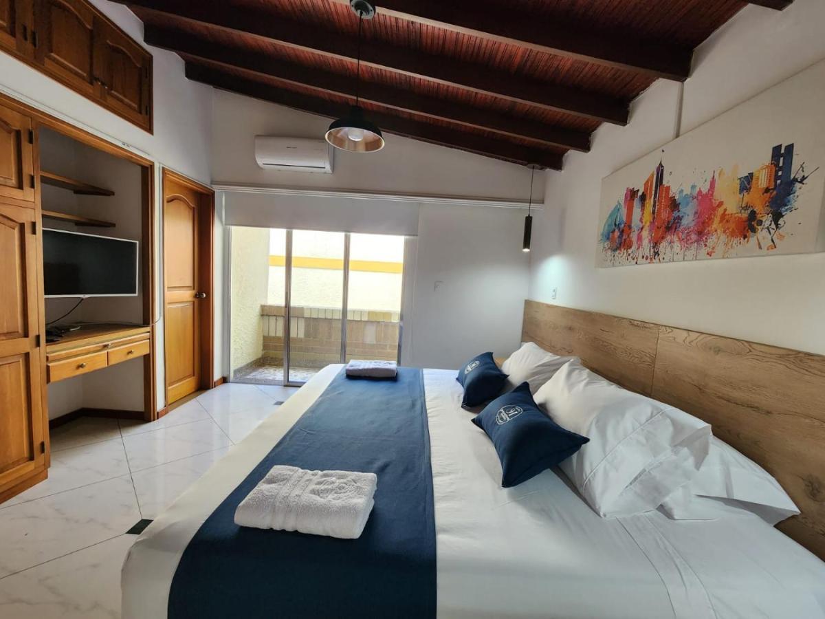Hotel Boutique Deluxe Home Меделин Екстериор снимка