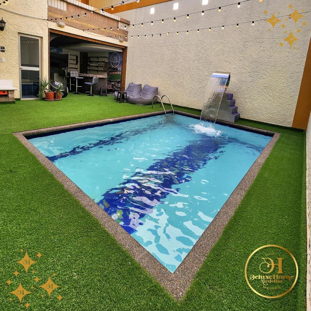 Hotel Boutique Deluxe Home Меделин Екстериор снимка